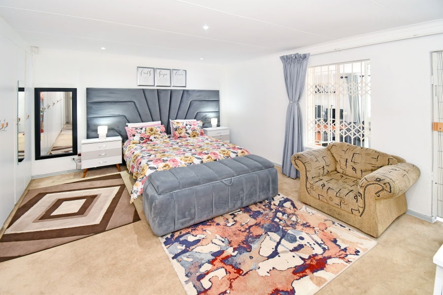 4 Bedroom Property for Sale in Eden Glen Gauteng