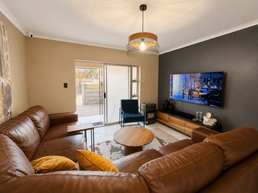 2 Bedroom Property for Sale in Lambton Gardens Gauteng