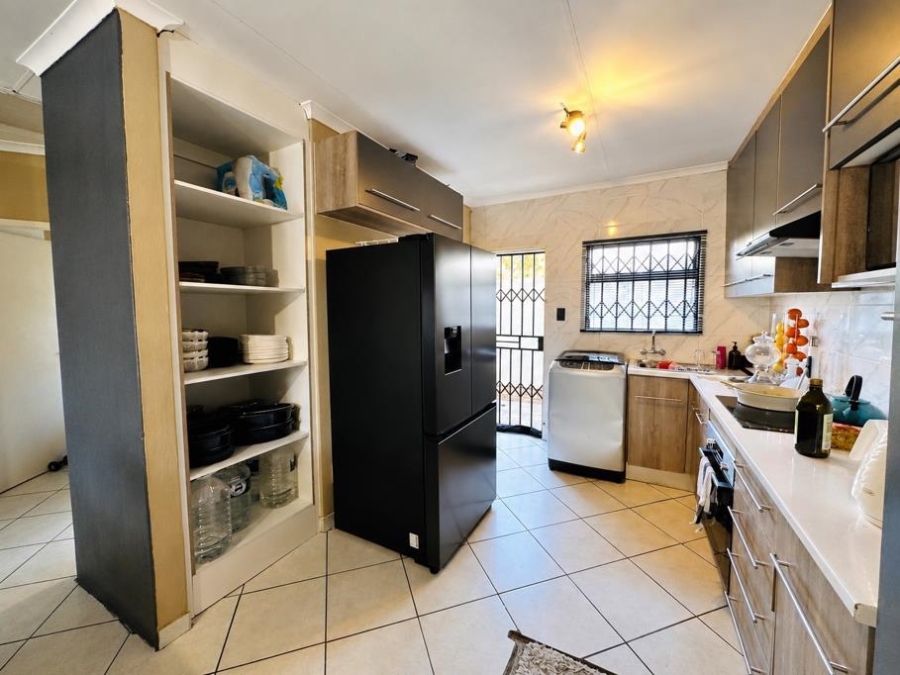 2 Bedroom Property for Sale in Lambton Gardens Gauteng