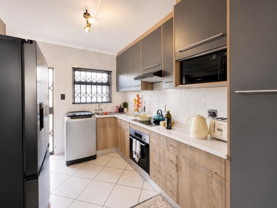 2 Bedroom Property for Sale in Lambton Gardens Gauteng