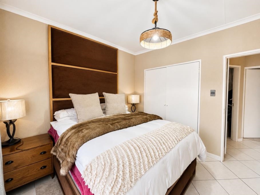 2 Bedroom Property for Sale in Lambton Gardens Gauteng
