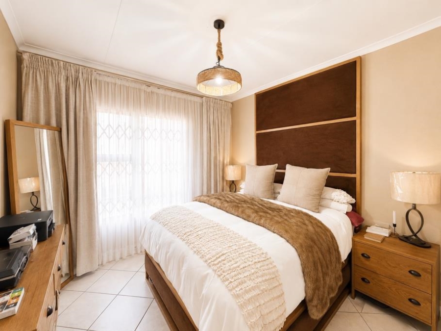 2 Bedroom Property for Sale in Lambton Gardens Gauteng