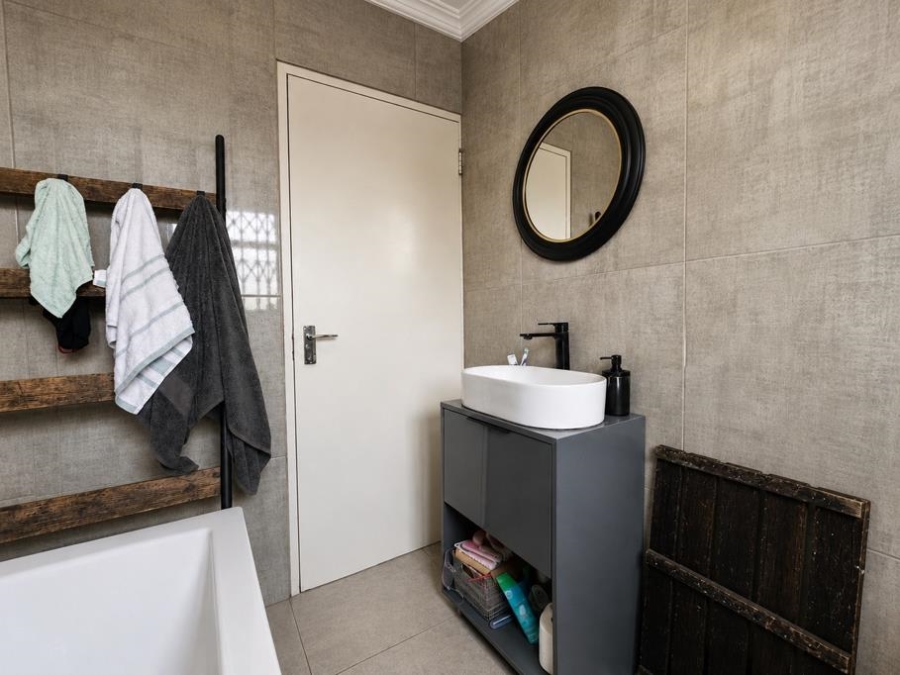 2 Bedroom Property for Sale in Lambton Gardens Gauteng