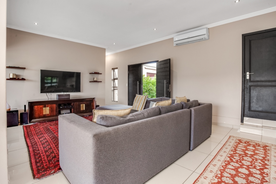 To Let 4 Bedroom Property for Rent in Barbeque Downs Gauteng
