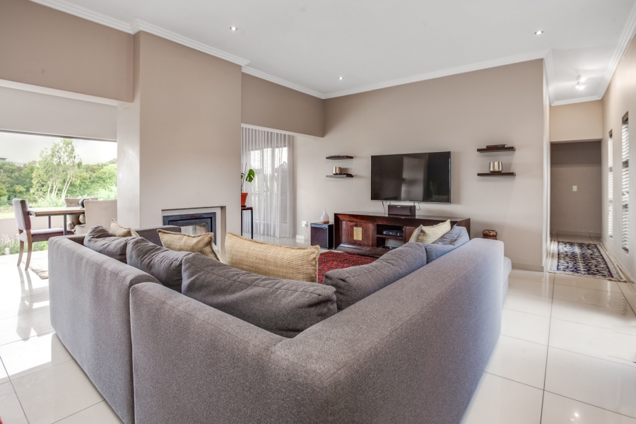To Let 4 Bedroom Property for Rent in Barbeque Downs Gauteng