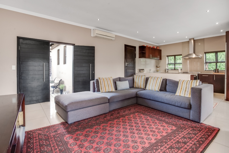 To Let 4 Bedroom Property for Rent in Barbeque Downs Gauteng