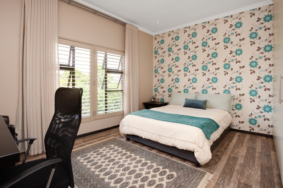 To Let 4 Bedroom Property for Rent in Barbeque Downs Gauteng