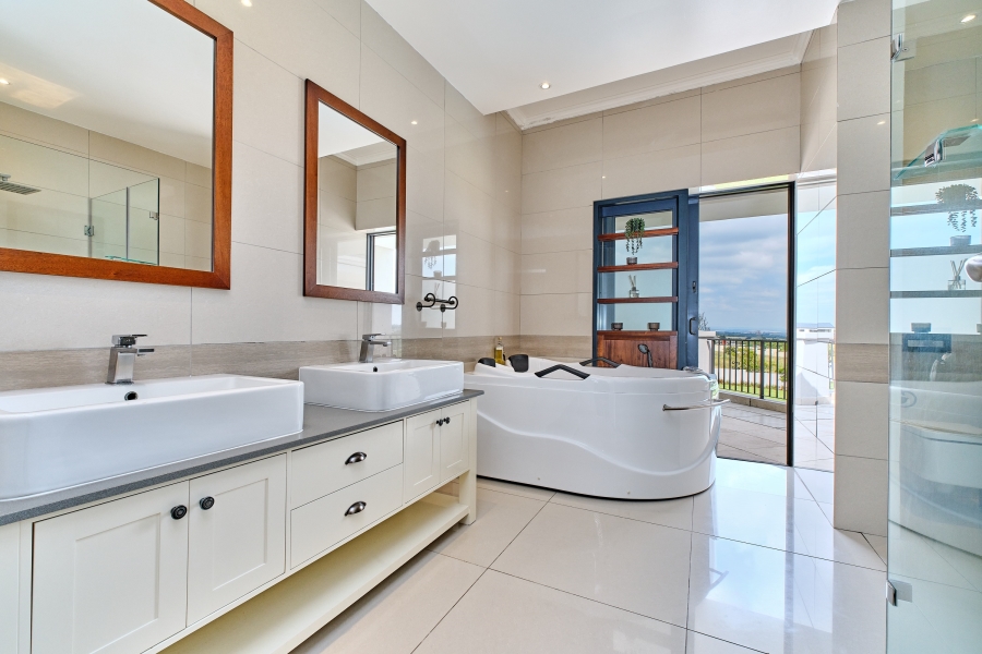 To Let 5 Bedroom Property for Rent in Blue Hills Equestrian Estate Gauteng