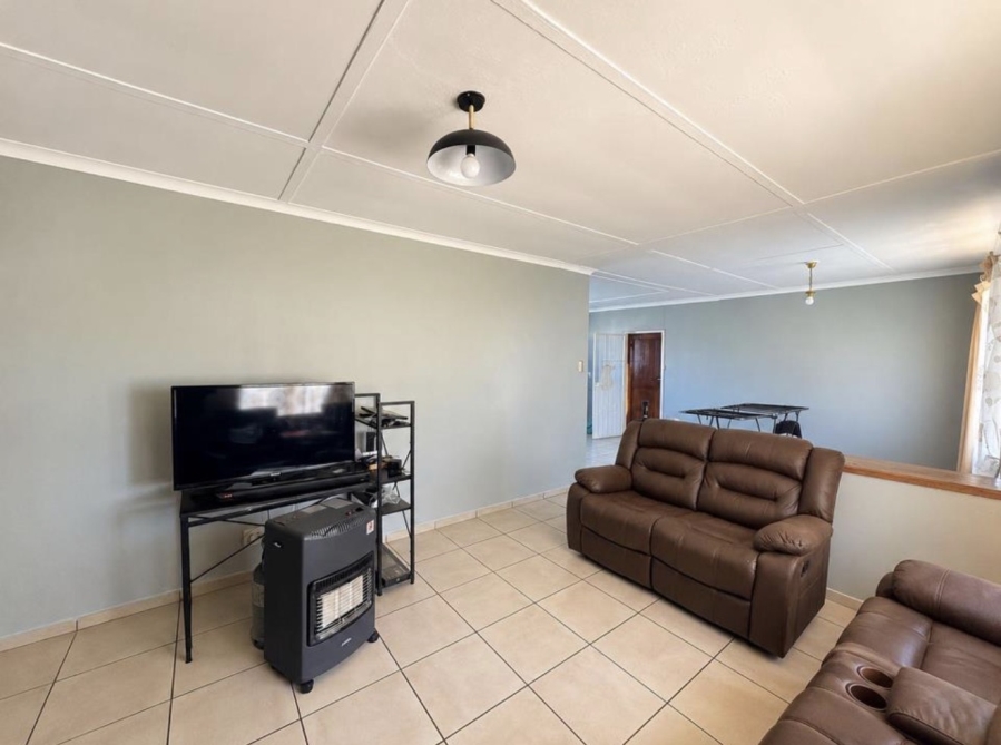 To Let 3 Bedroom Property for Rent in Minnebron Gauteng