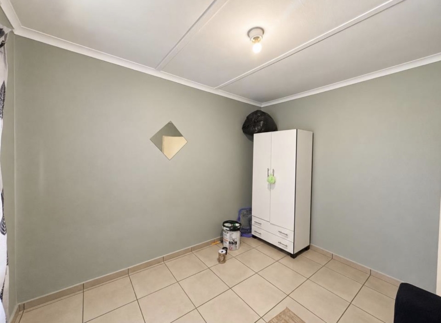To Let 3 Bedroom Property for Rent in Minnebron Gauteng