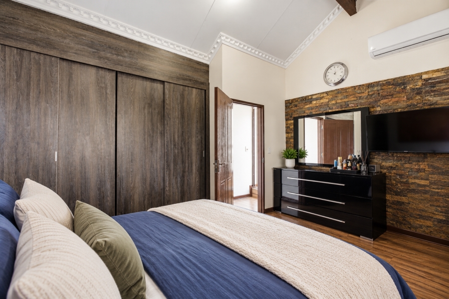 3 Bedroom Property for Sale in Sunninghill Gauteng