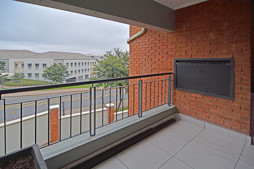 3 Bedroom Property for Sale in Greenstone Hill Gauteng