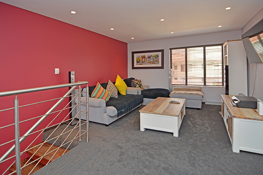 3 Bedroom Property for Sale in Greenstone Hill Gauteng