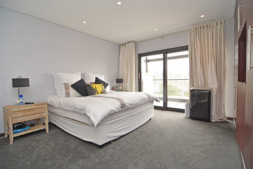 3 Bedroom Property for Sale in Greenstone Hill Gauteng