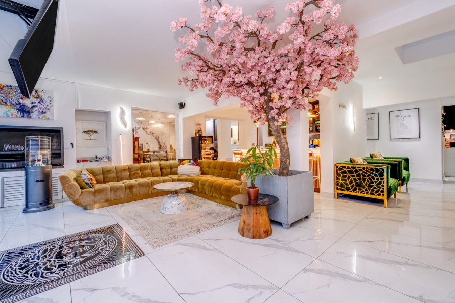 5 Bedroom Property for Sale in Lonehill Gauteng
