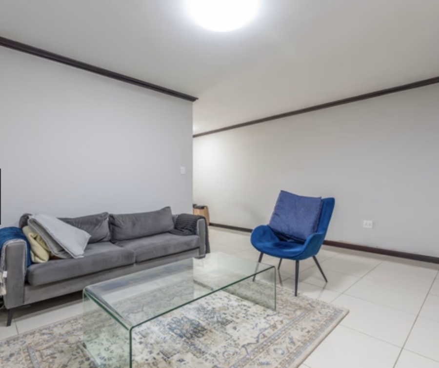 To Let 2 Bedroom Property for Rent in Broadacres Gauteng