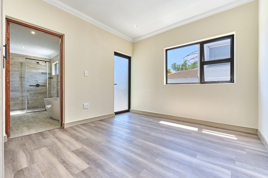 To Let 4 Bedroom Property for Rent in Kyalami Estates Gauteng