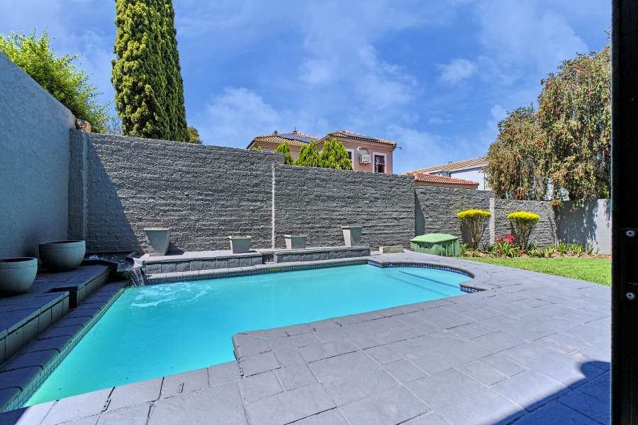 To Let 4 Bedroom Property for Rent in Kyalami Estates Gauteng