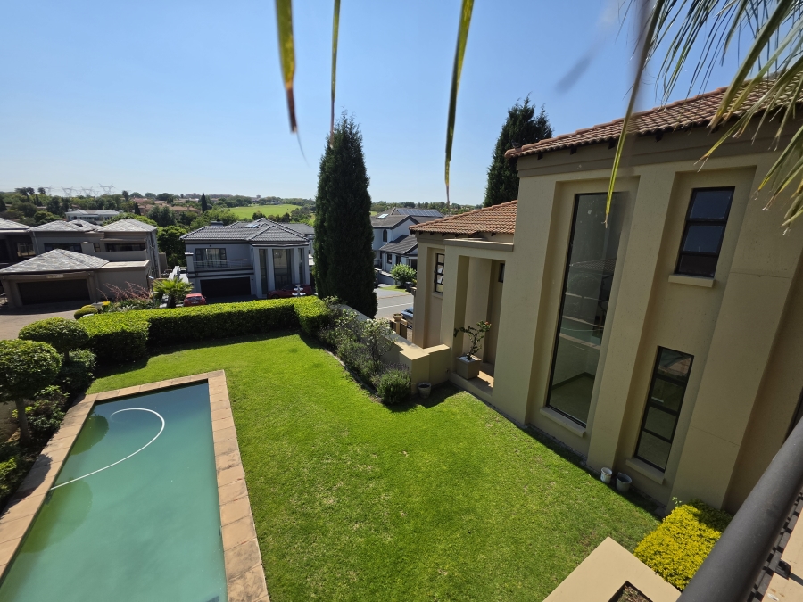 5 Bedroom Property for Sale in Blue Valley Golf Estate Gauteng