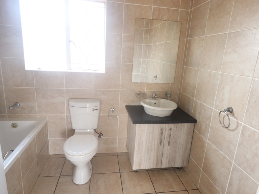 3 Bedroom Property for Sale in Terenure Gauteng
