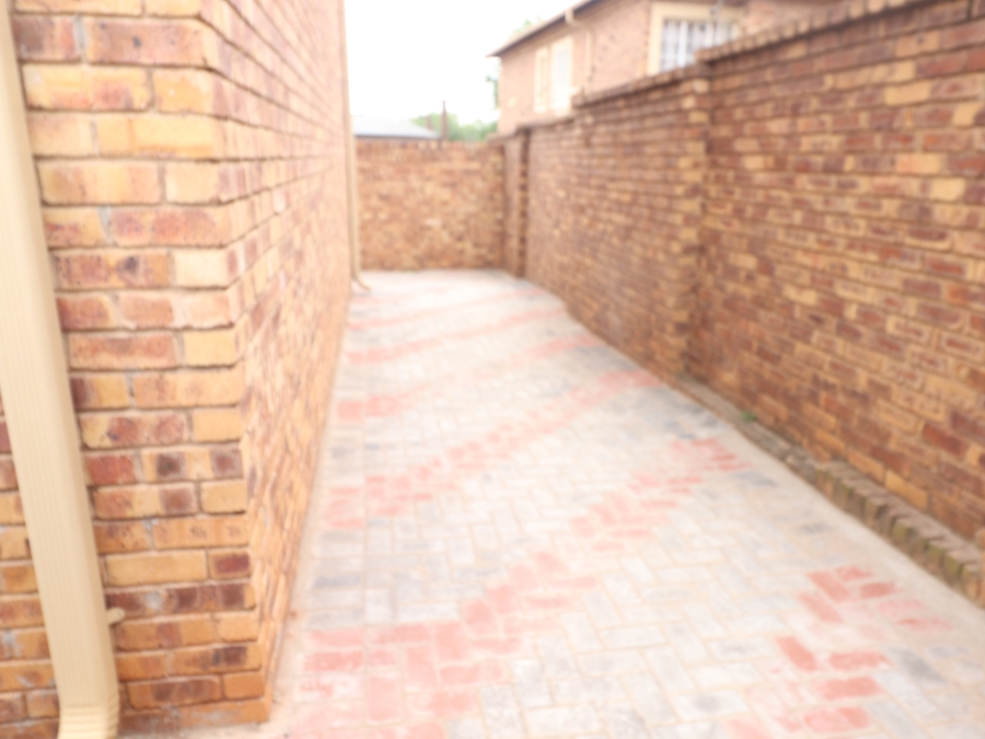 3 Bedroom Property for Sale in Terenure Gauteng
