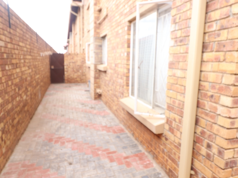 3 Bedroom Property for Sale in Terenure Gauteng
