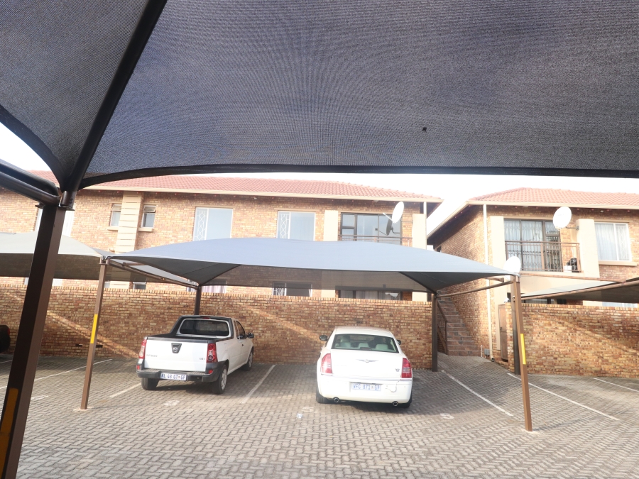 3 Bedroom Property for Sale in Terenure Gauteng