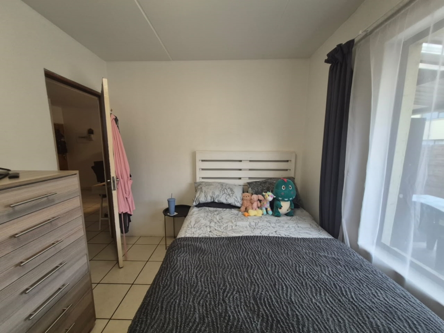 1 Bedroom Property for Sale in Parkrand Gauteng