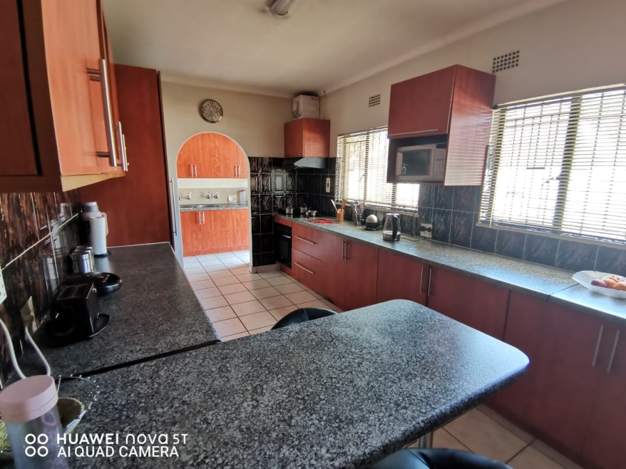 4 Bedroom Property for Sale in Birch Acres Gauteng