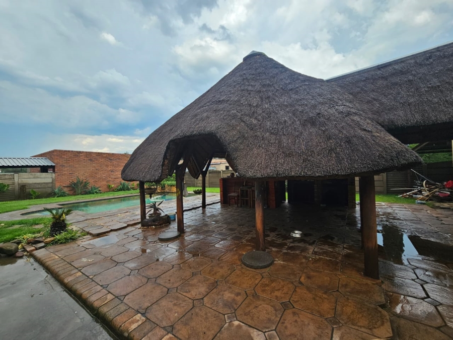 4 Bedroom Property for Sale in Vanderbijlpark SE 1 Gauteng