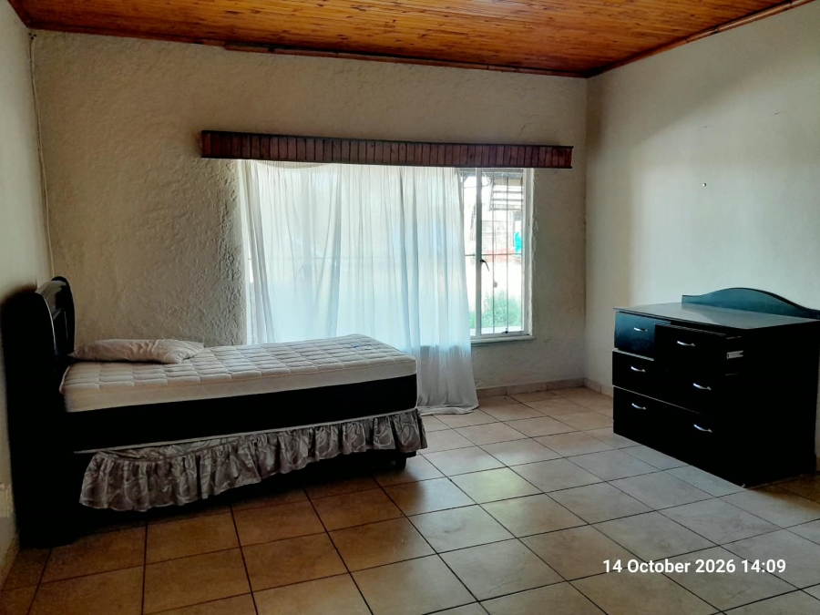 5 Bedroom Property for Sale in Pretoria North Gauteng