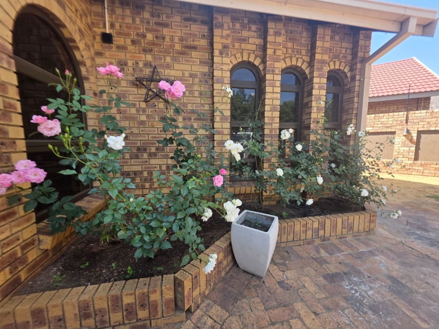 To Let 3 Bedroom Property for Rent in Vanderbijlpark SE Gauteng