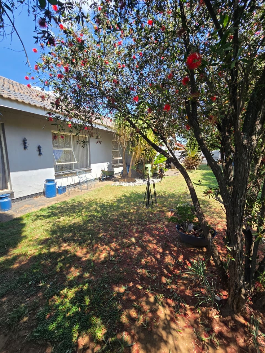 To Let 4 Bedroom Property for Rent in Arcon Park Gauteng