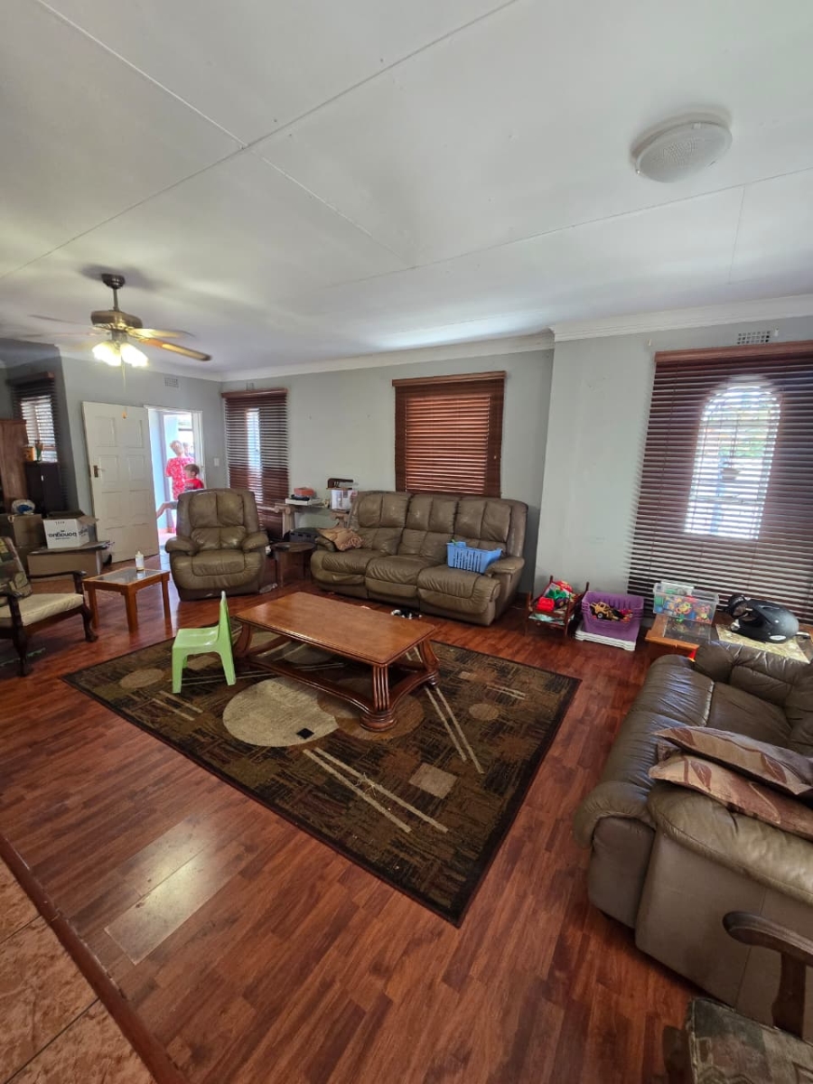To Let 4 Bedroom Property for Rent in Arcon Park Gauteng
