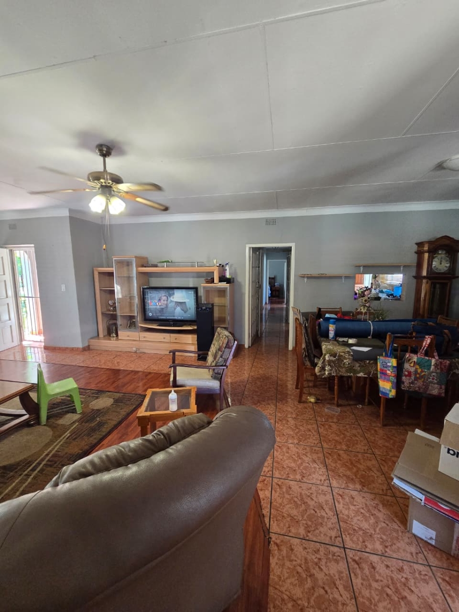 To Let 4 Bedroom Property for Rent in Arcon Park Gauteng