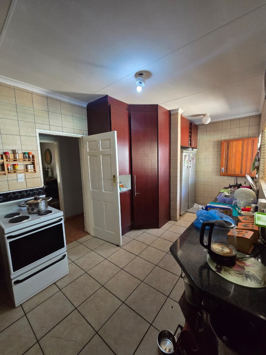To Let 4 Bedroom Property for Rent in Arcon Park Gauteng