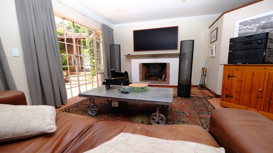 4 Bedroom Property for Sale in Kensington B Gauteng