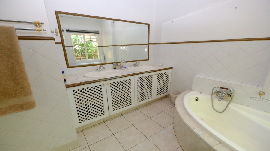 4 Bedroom Property for Sale in Kensington B Gauteng