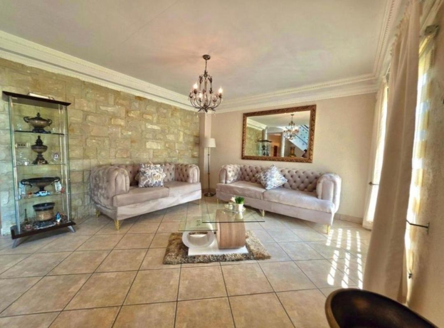 3 Bedroom Property for Sale in Mackenzie Park Gauteng