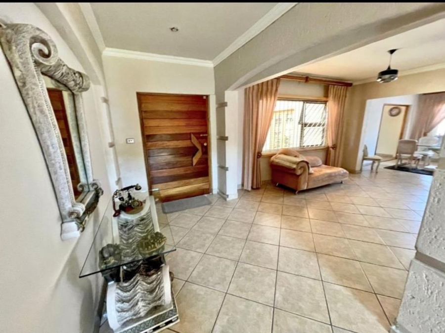 3 Bedroom Property for Sale in Mackenzie Park Gauteng