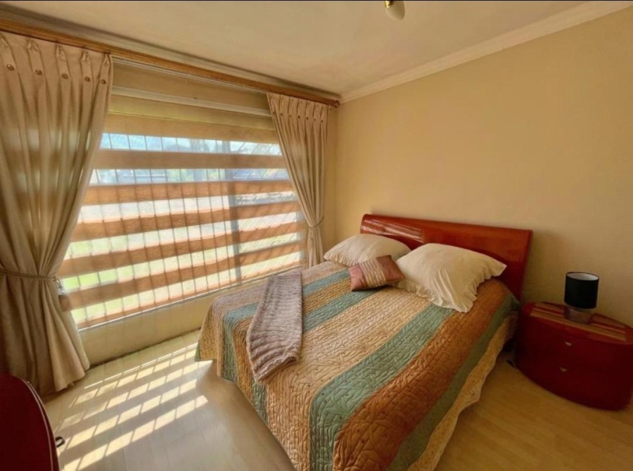 3 Bedroom Property for Sale in Mackenzie Park Gauteng