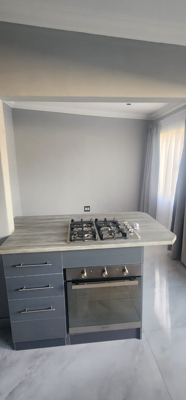 To Let 1 Bedroom Property for Rent in Erasmia Gauteng