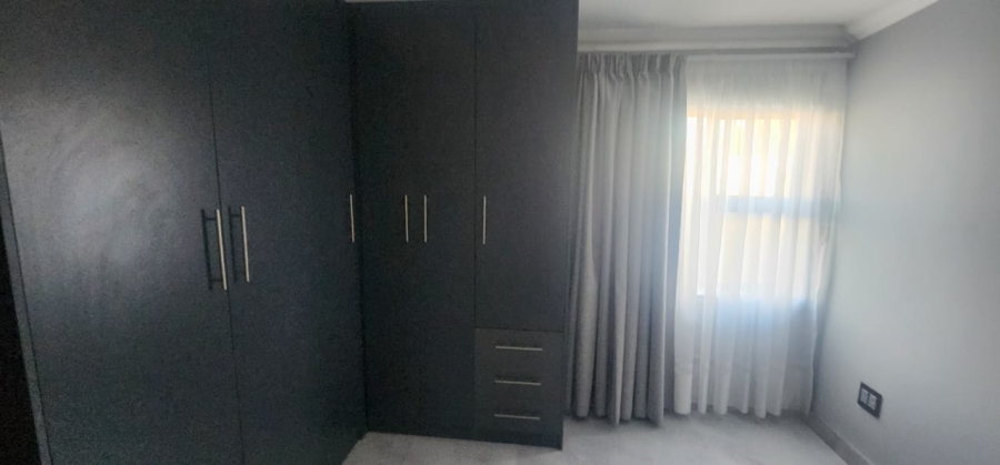 To Let 1 Bedroom Property for Rent in Erasmia Gauteng