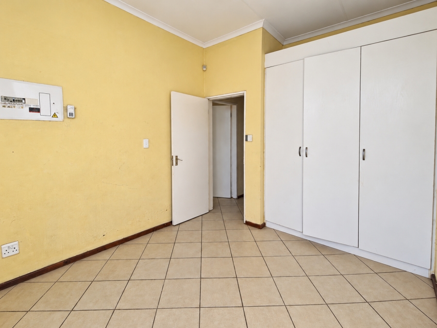 2 Bedroom Property for Sale in Honeydew Gauteng