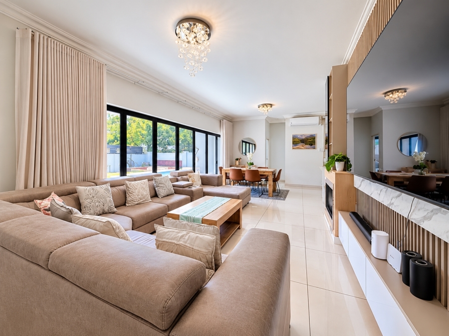 4 Bedroom Property for Sale in Equestria Gauteng