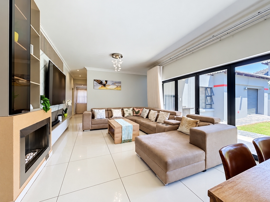 4 Bedroom Property for Sale in Equestria Gauteng