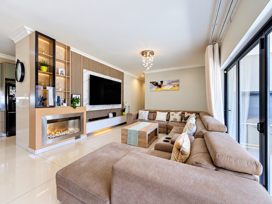 4 Bedroom Property for Sale in Equestria Gauteng
