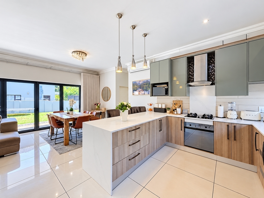 4 Bedroom Property for Sale in Equestria Gauteng