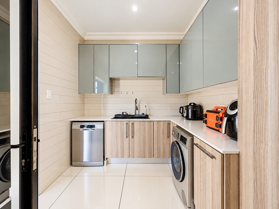 4 Bedroom Property for Sale in Equestria Gauteng