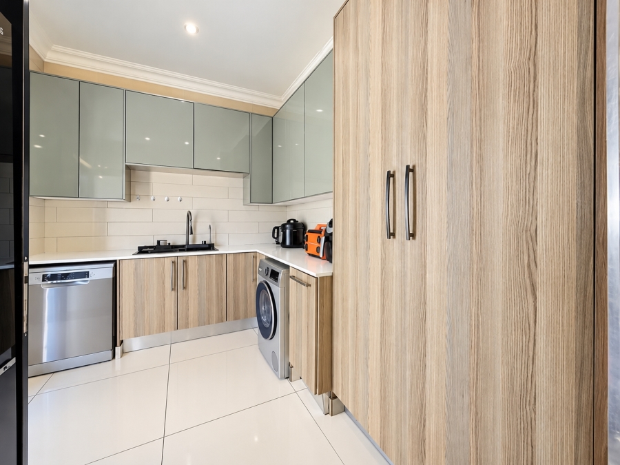 4 Bedroom Property for Sale in Equestria Gauteng